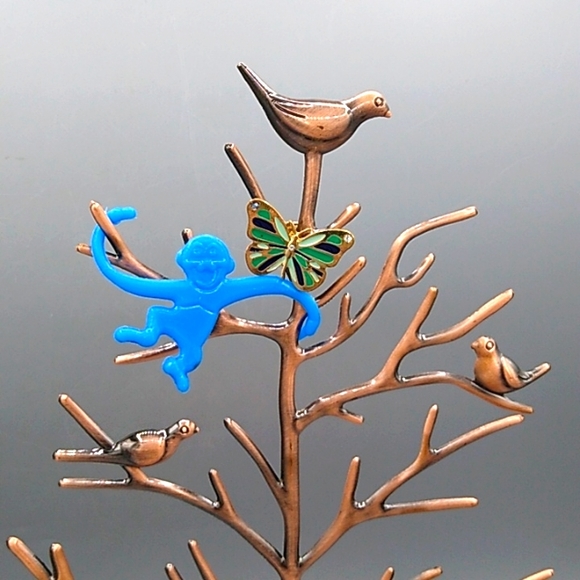 Butterfly Lapel Pin Tie Tack Brooch Gold tone AB Rhinestone - Picture 3 of 8